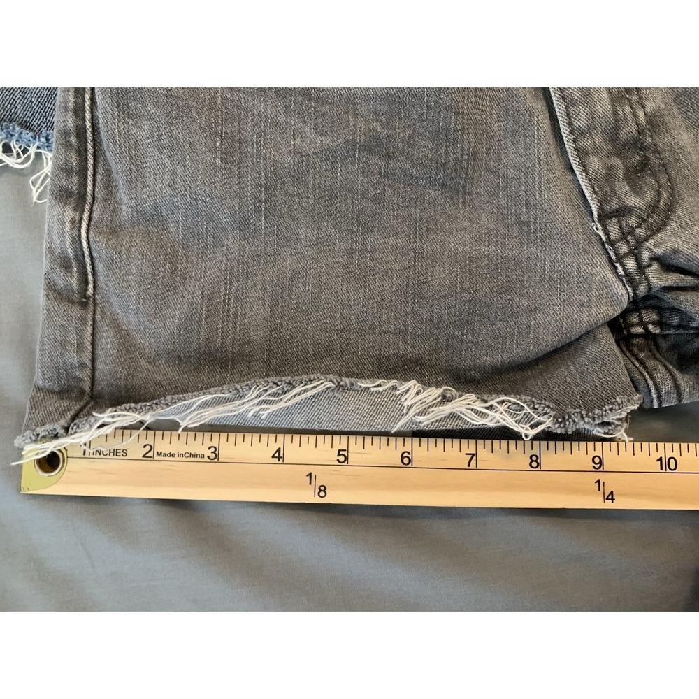 LOT OF 3 Levi's Jean Cut Offs Shorts Woman's 30" Waist Blue/Blue/Black See Pics - Picture 6 of 16